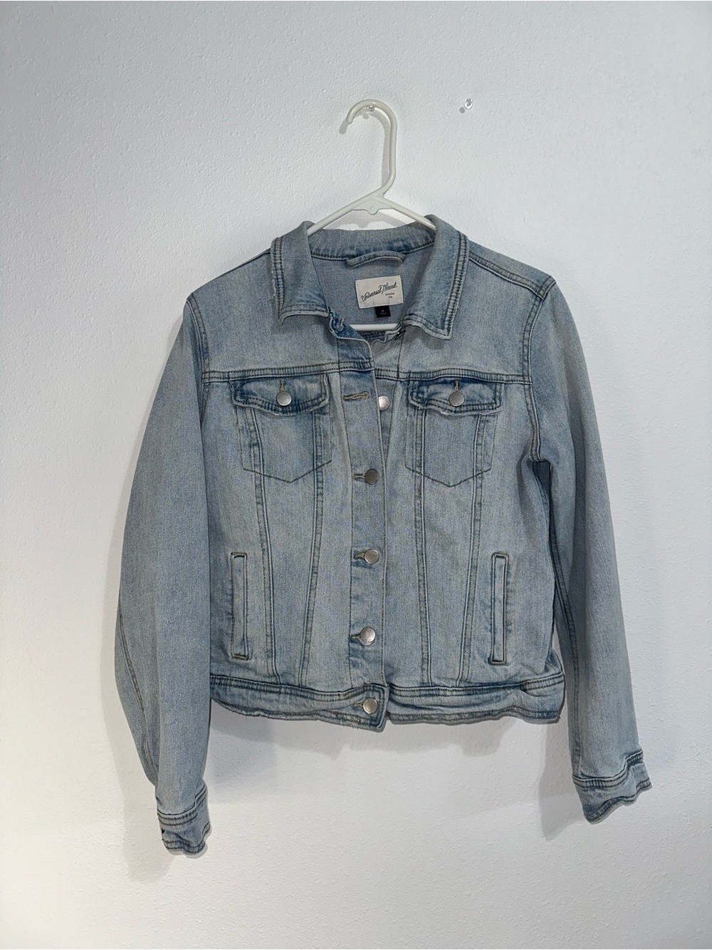 Universal Thread Light Blue Denim Jacket - Classic Jean Coat